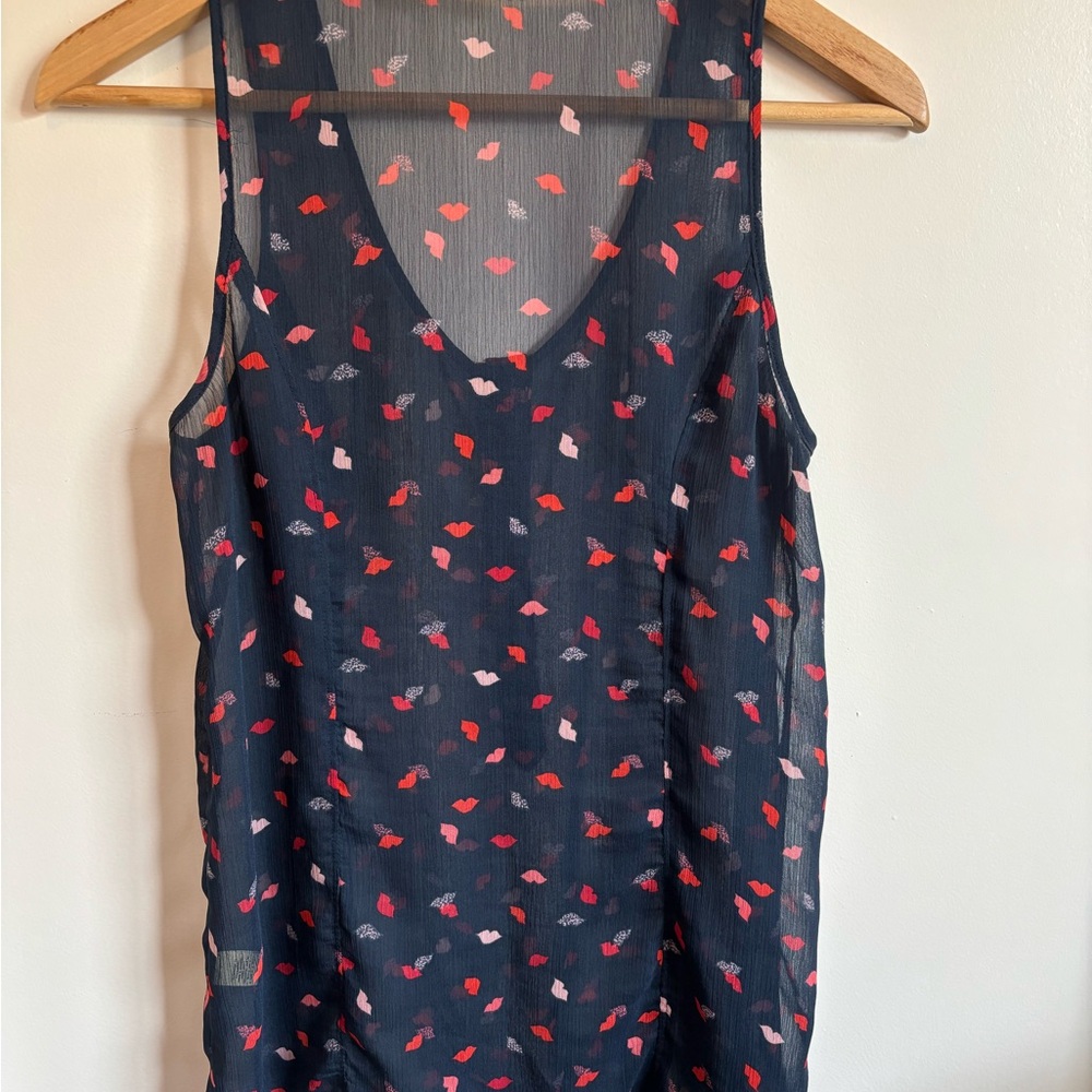 Bundle!! 4 Colorful Patterned Tops Collection - Picture 7 of 15